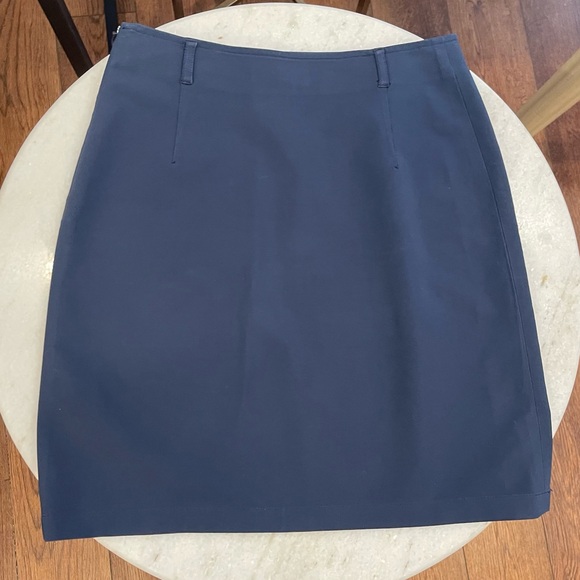 Prada Italy Dark Navy  Classic Pensil Midi Skirt Size EU 38, US 6 - Picture 6 of 15